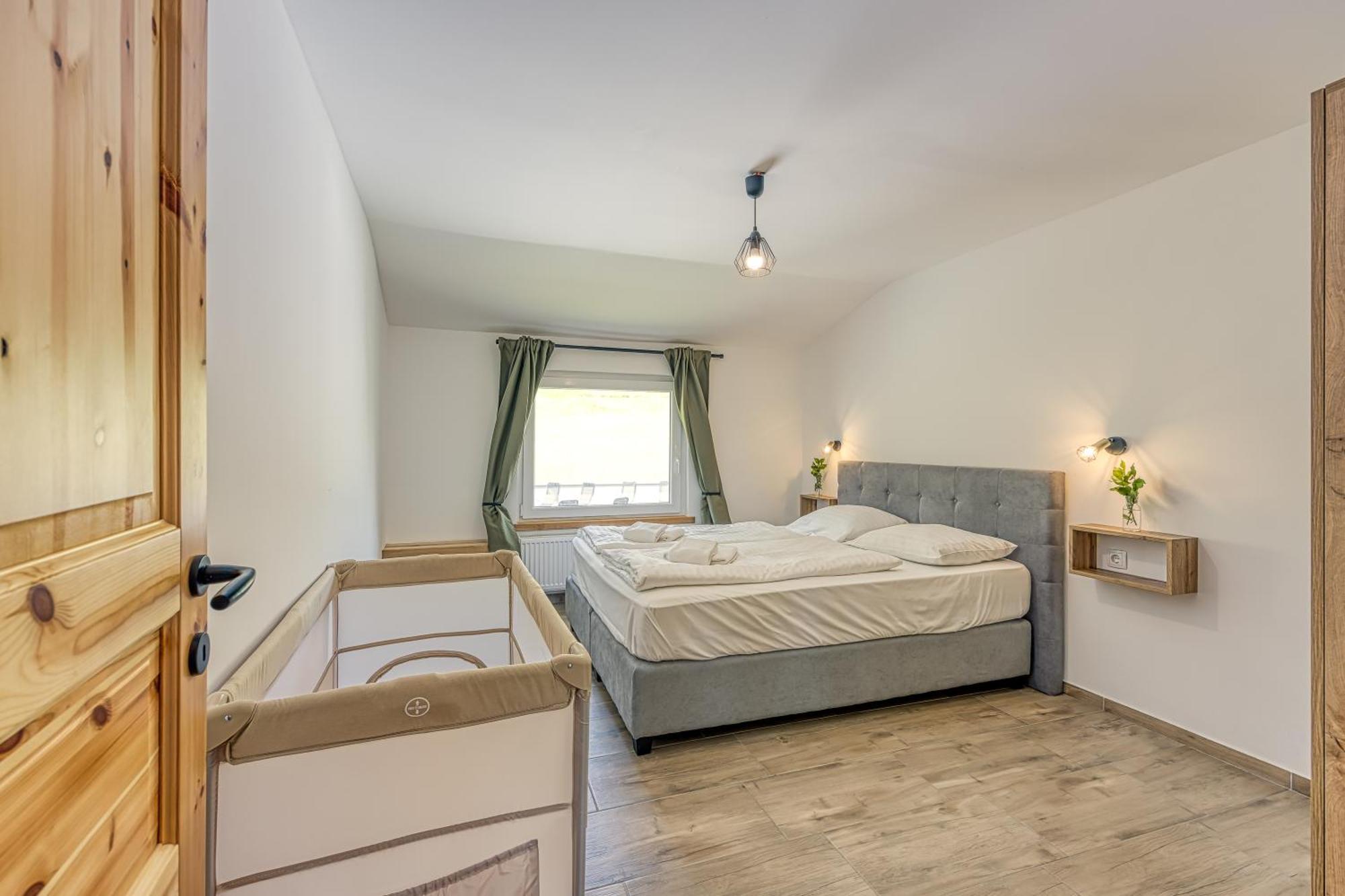 Vila Lisjak - Apartments Podcetrtek Room photo